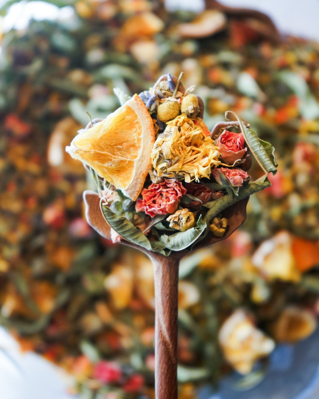 Chamomile: The Gentle Herb for Evening Calm