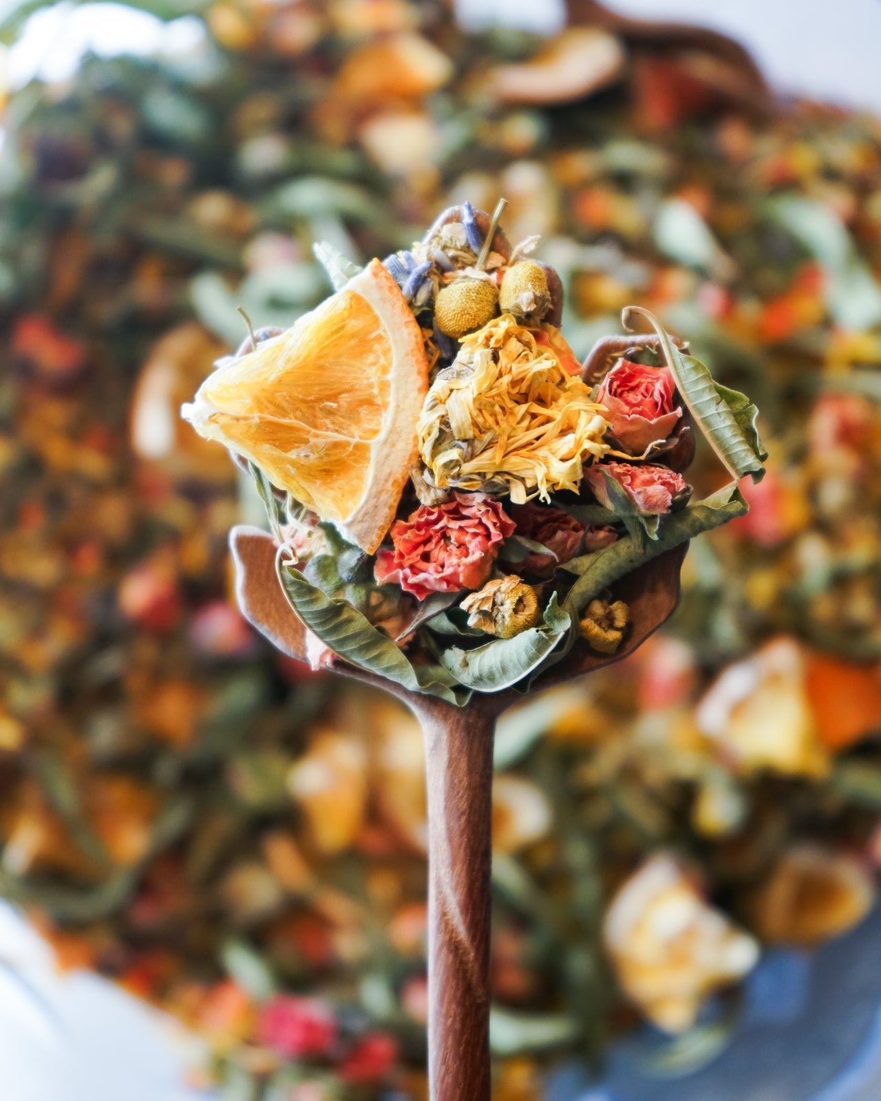 Chamomile: The Gentle Herb for Evening Calm